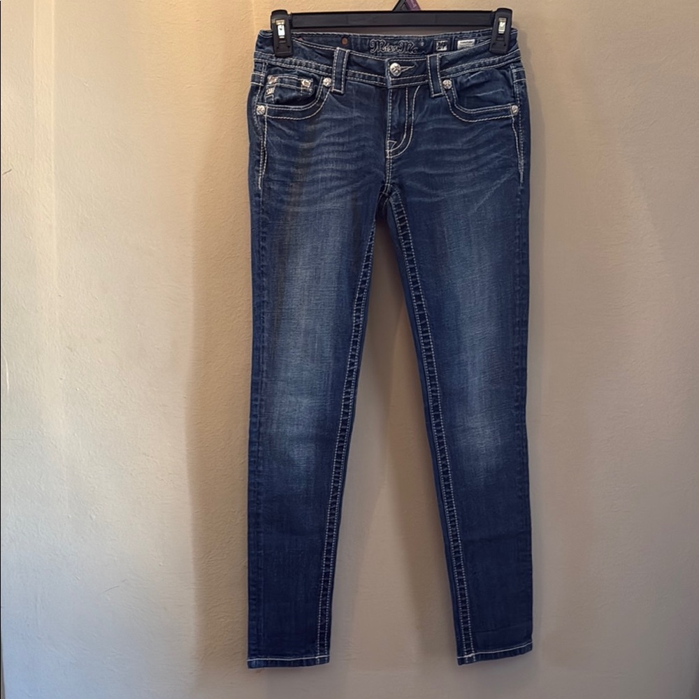 Women's Miss Me Blue Jeans Sz 27
